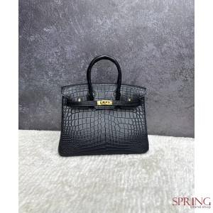 HERMES СУМКА BIRKIN 25, ФУРНИТУРА ЗОЛОТО, МАТОВЫЙ ФИНИШ, КОТОРЫЙ ДЕЛАЕТ ВИД СУМКИ БОЛЕЕ СТРОГИМ И КЛАССИЧЕСКИМ КОЖА КРОКОДИЛА ОБИТАВШЕГО В ВОДАХ РЕКИ НИЛ